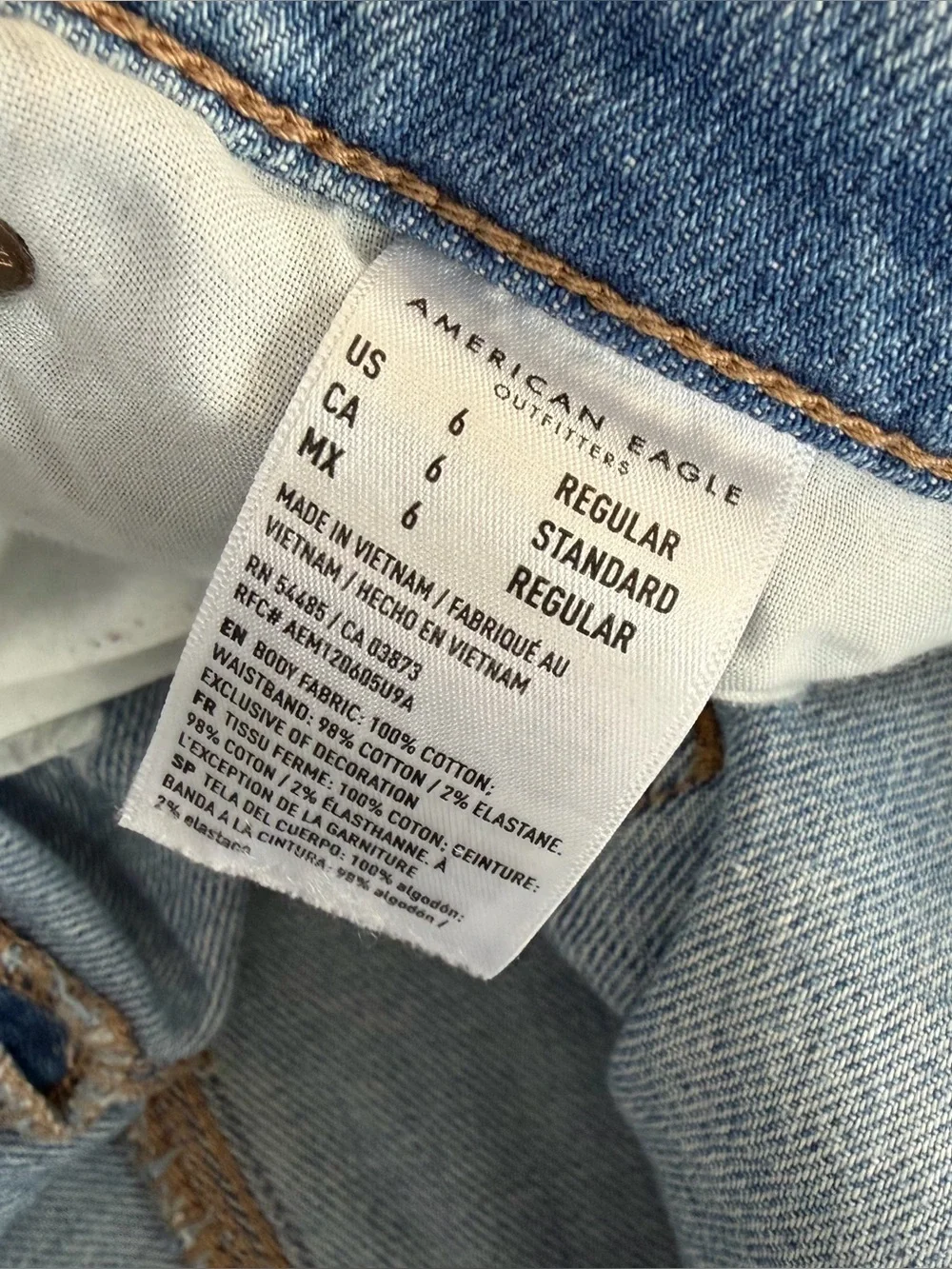 American Eagle Jeans Womens 6 Regular 90s Bootcut Distressed Light Wash - Picture 5 of 8